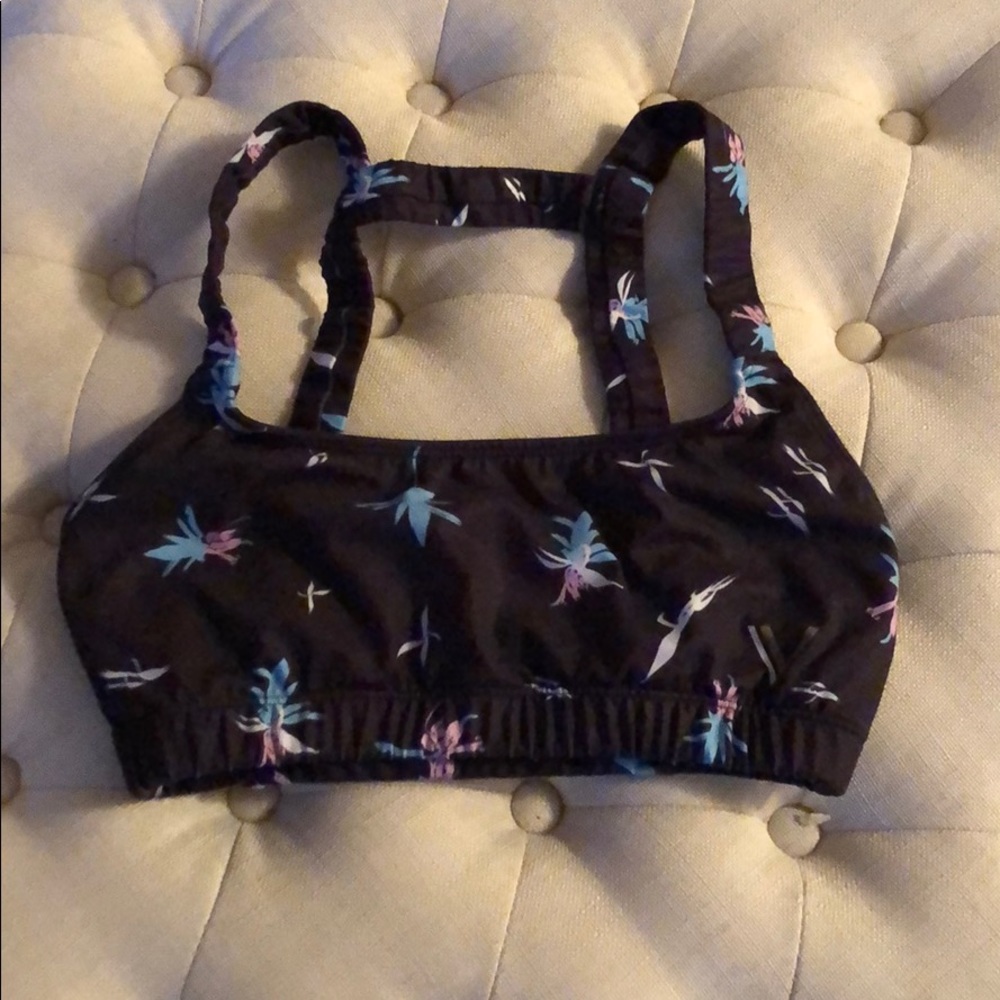 Sports bra